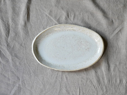 my-hungry-valentine-ceramics-studio-dish-oval-medium-bg-lunar-white-top