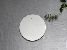 Load image into Gallery viewer, Round aperitif platter / cheese board - 22 cm - Grey Blue
