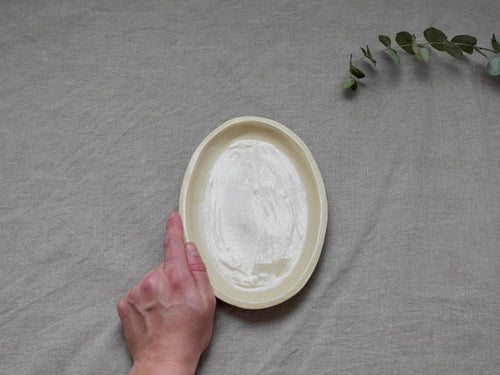 my-hungry-valentine-ceramics-studio-dish-oval-side-nt-transparent-top-hand