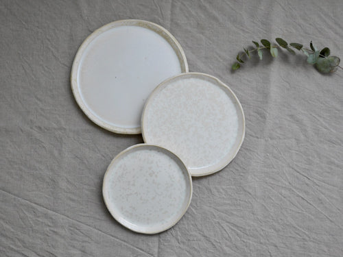 my-hungry-valentine-ceramics-studio-plates-25-21-18-nt-lunarwhite-top-2