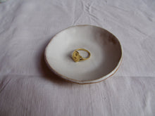 Load image into Gallery viewer, myhungryvalentine-studio-ceramics-simple-smallbowl-mattwhite-ring
